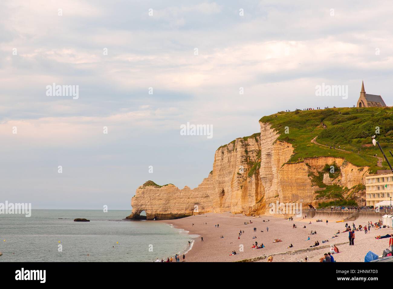 Chapelle des pêcheurs à Etreta, côte ouest de la France. Banque D'Images