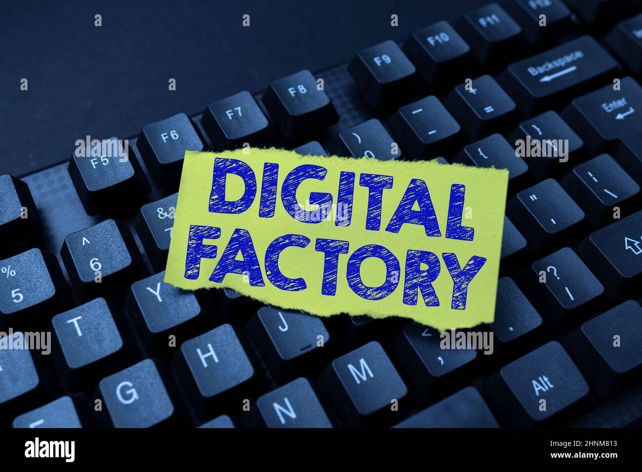 Affichage conceptuel Digital Factory, Word for utilise la technologie numérique pour opérer le processus de fabrication dactylographiant les dossiers et rapports de l'hôpital, Creatin Banque D'Images
