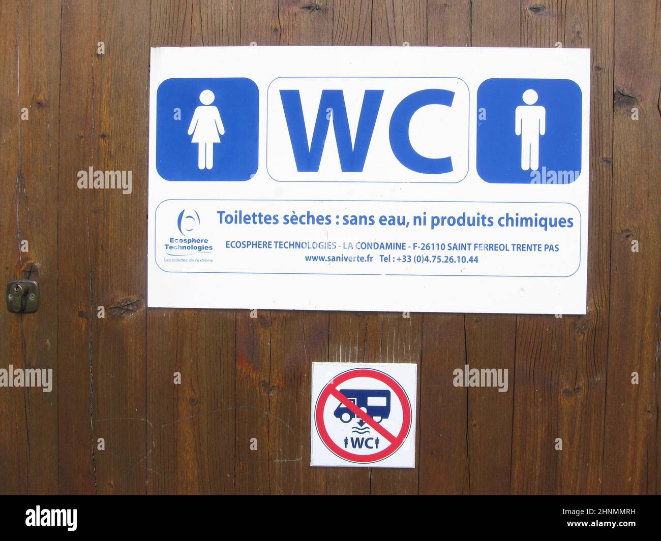 Toilettes sèches pour le public Banque D'Images