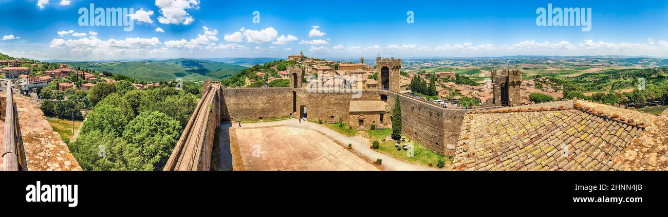 Forteresse italienne médiévale, site emblématique de Montalcino, Toscane, Italie Banque D'Images