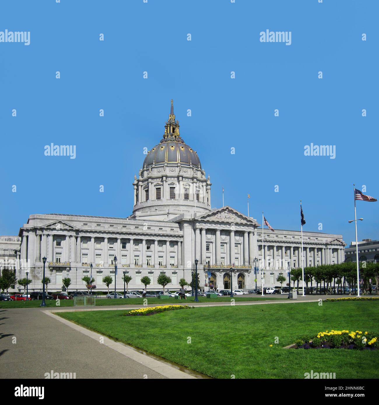 Dôme et Sky de l'hôtel de ville de San Francisco Banque D'Images