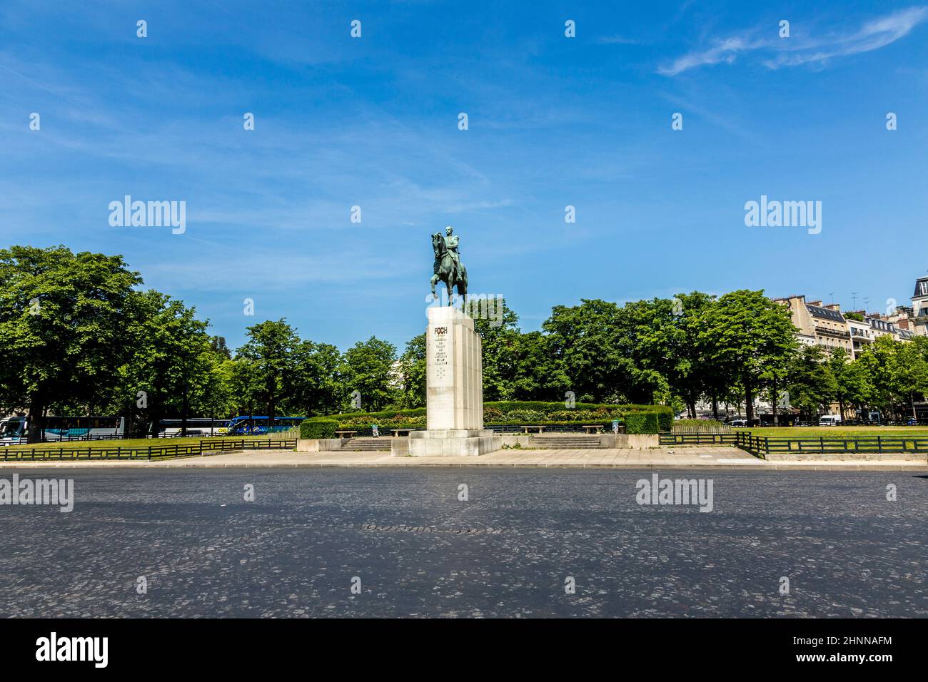 Statue de Ferdinabd Foch créée par Wlérick et Raymond. Cette statue a été clairement inspirée par la statue de Marcus Aurelius à Rome Banque D'Images