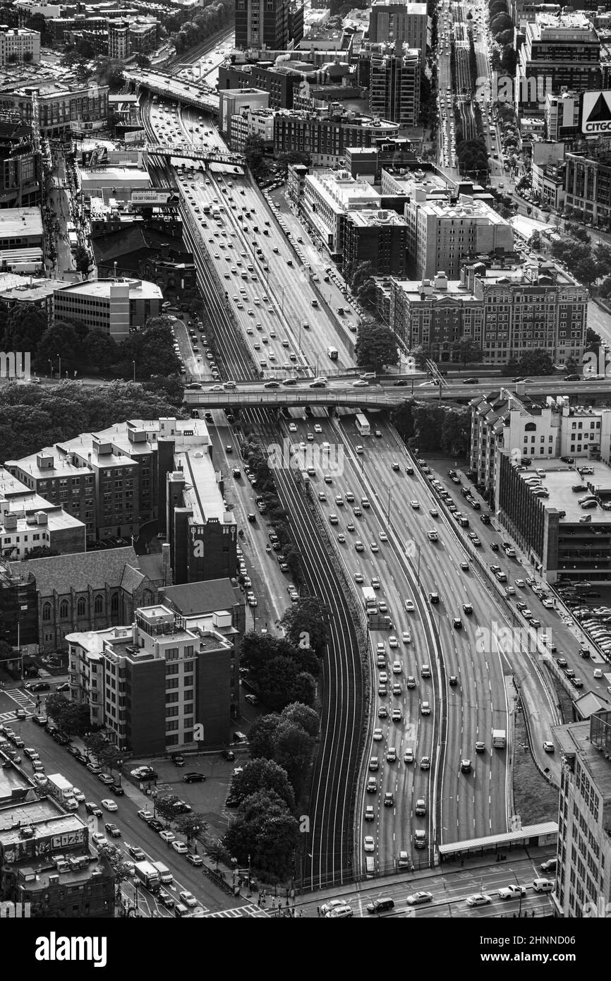 Vue aérienne sur l'horizon et l'autoroute de Boston, Massachussets Banque D'Images