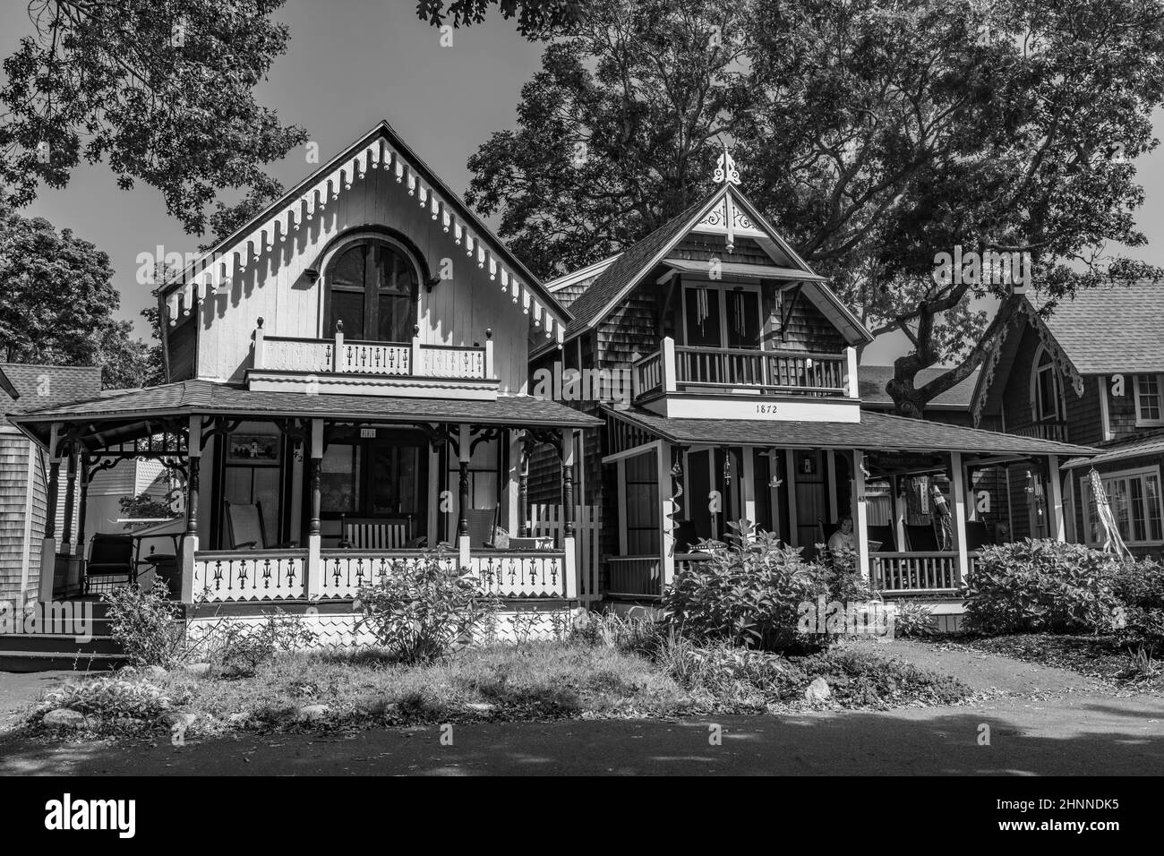 Carpenters Cottages appelé maisons en pain d'épice sur Lake Avenue, Oak Bluffs sur Martha's Vineyard, Massachusetts, États-Unis Banque D'Images