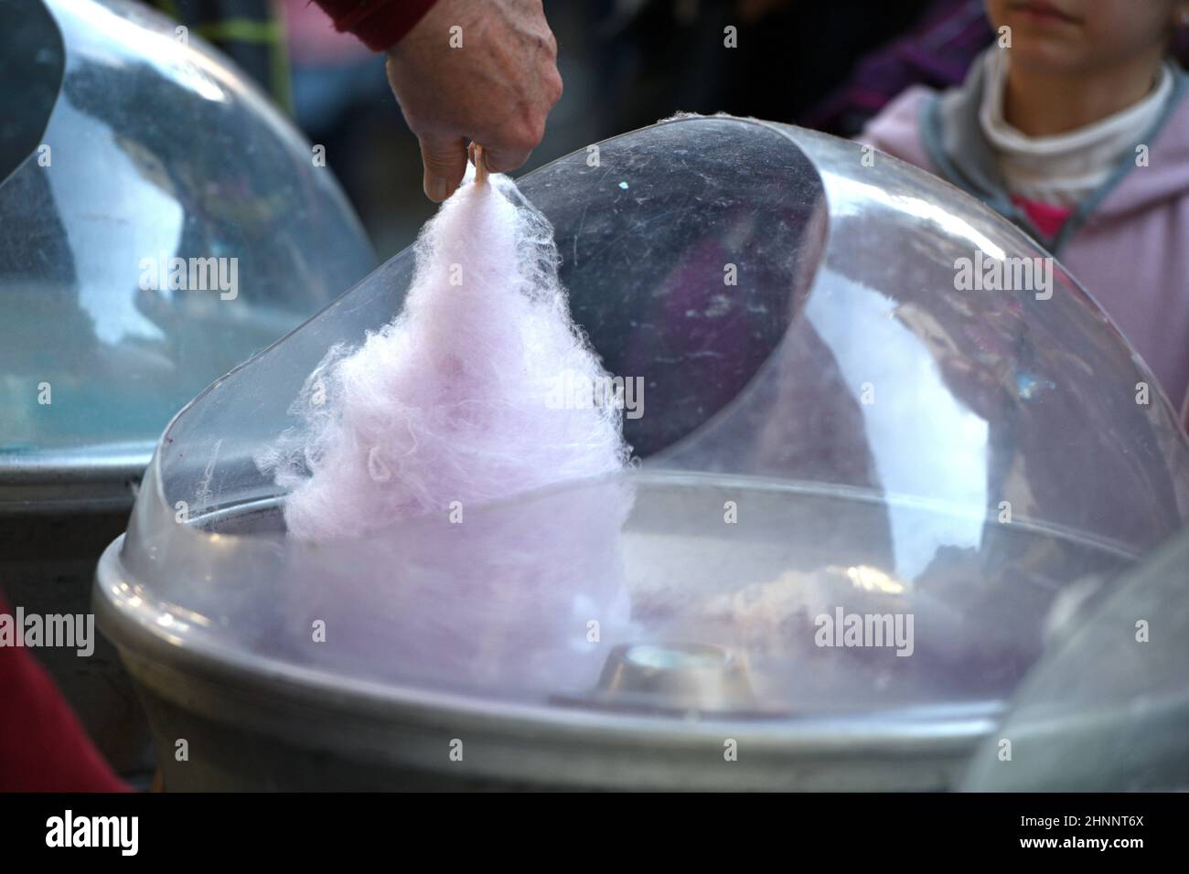 Zuckerwatte BEI einem Kirtag in Sankt Wolfgang, Österreich, Europa - Candy de coton à un Kirtag à Sankt Wolfgang, Autriche, Europe Banque D'Images