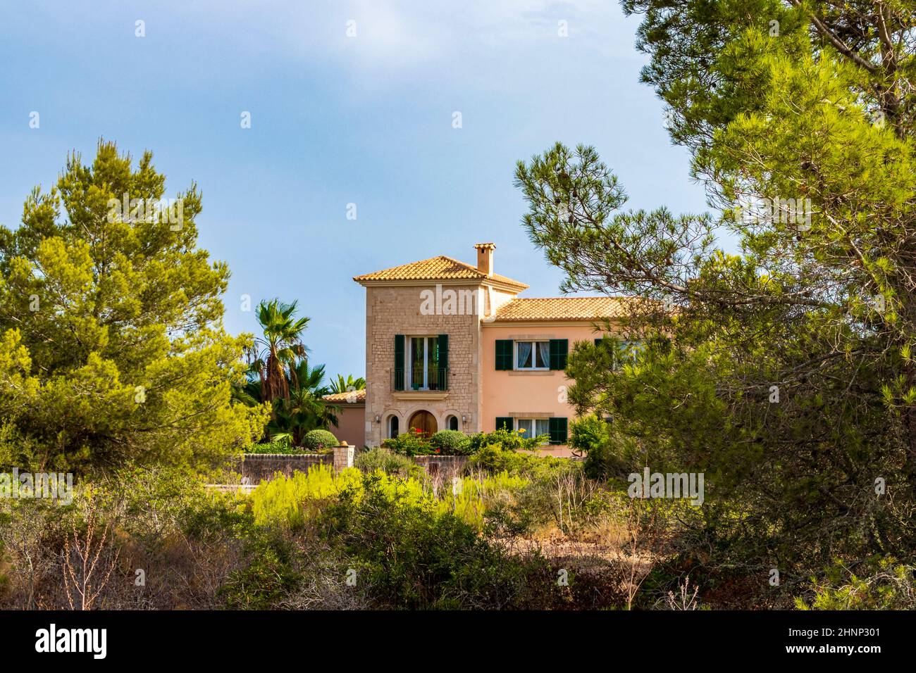 Maison typique en pierre avec jardin et la nature Mallorca Espagne. Banque D'Images