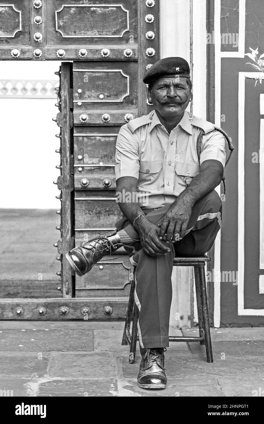 Garde indienne à l'entrée du musée Banque D'Images