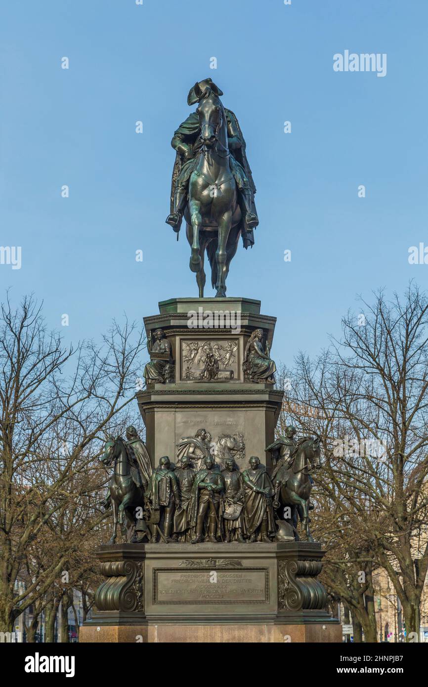 Statue équestre de Frederick le Grand à Berlin située à Unter den Linden Banque D'Images