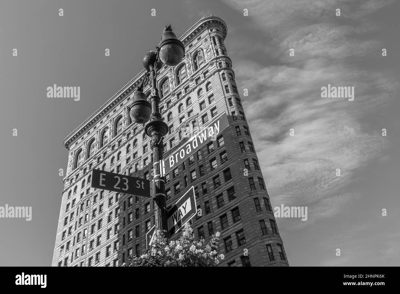 Bâtiment Flatiron sur Manhattan avec panneau de rue Broadway Banque D'Images
