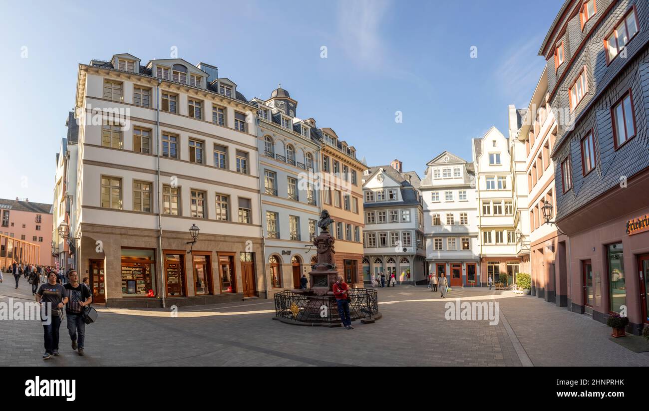 Les nouveaux bâtiments de 2018 construisent dans le style ancien à colombages à Francfort, la vieille ville dite nouvelle Banque D'Images