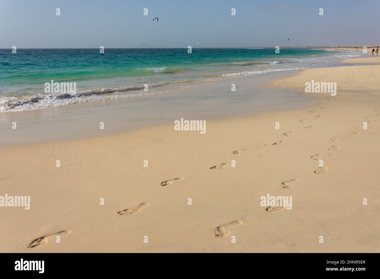 Empreintes sur la plage, Hôtel Rui Funana, Santa Maria, Sal, República de Cabo (Cap Vert) Banque D'Images