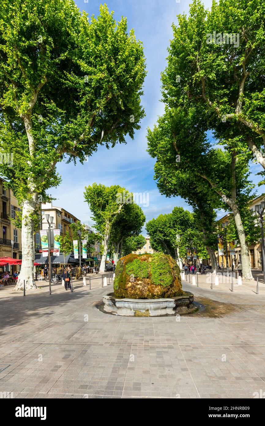 Le canon de coing Fontain à Aix en Provence Banque D'Images