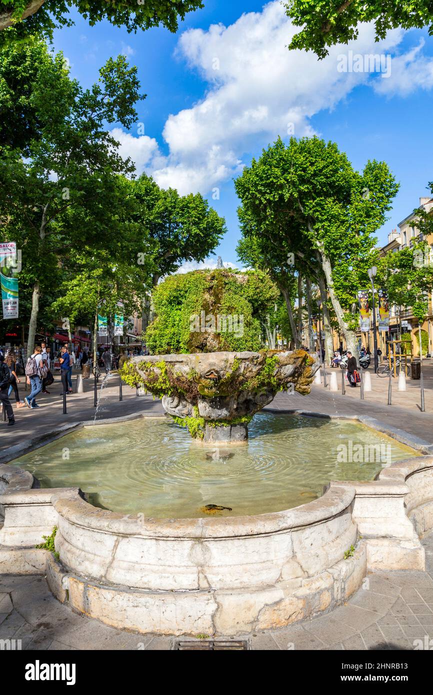Le canon de coing Fontain à Aix en Provence Banque D'Images