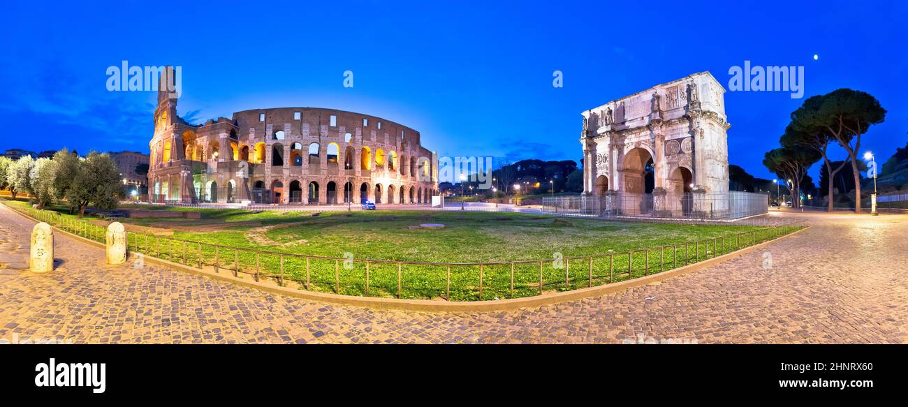 Colisée et Arc de Constantine, vue panoramique sur l'aube à Rome Banque D'Images