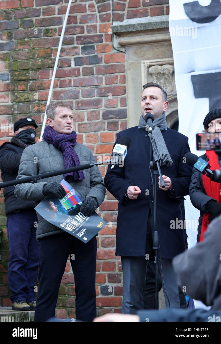 Médias gratuits, personnes gratuites, Pologne gratuite. Manifestation à Cracovie contre la lex TVN Banque D'Images