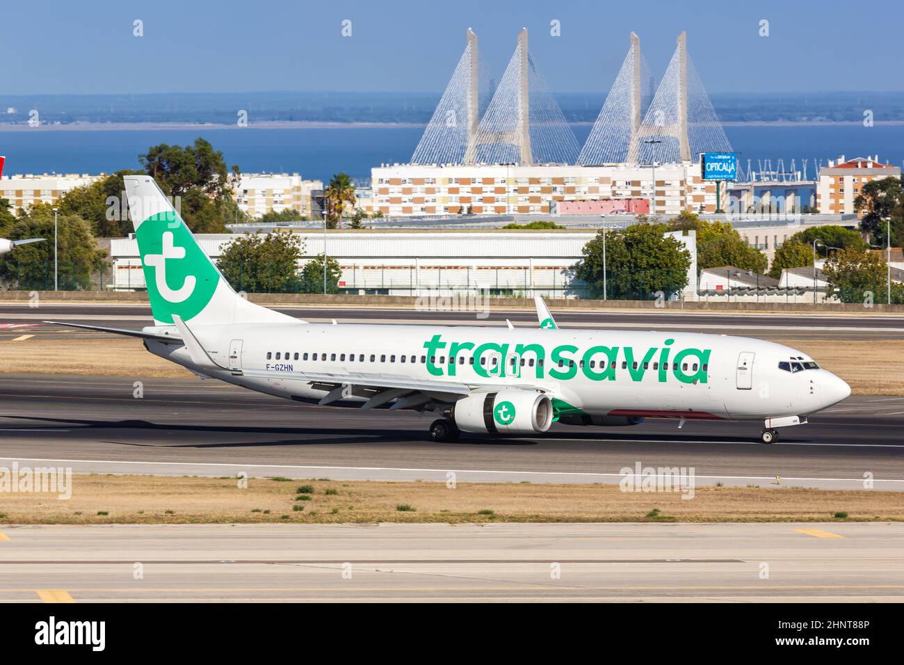 Avion Boeing 737-800 de Transavia aéroport de Lisbonne au Portugal Banque D'Images