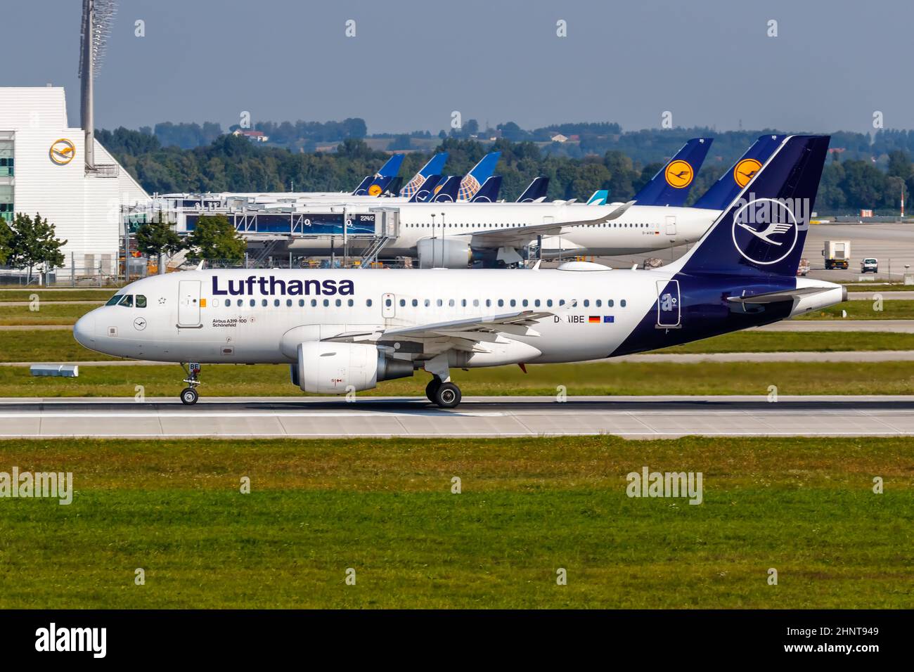 Lufthansa Airbus A319 avion Munich aéroport en Allemagne Banque D'Images