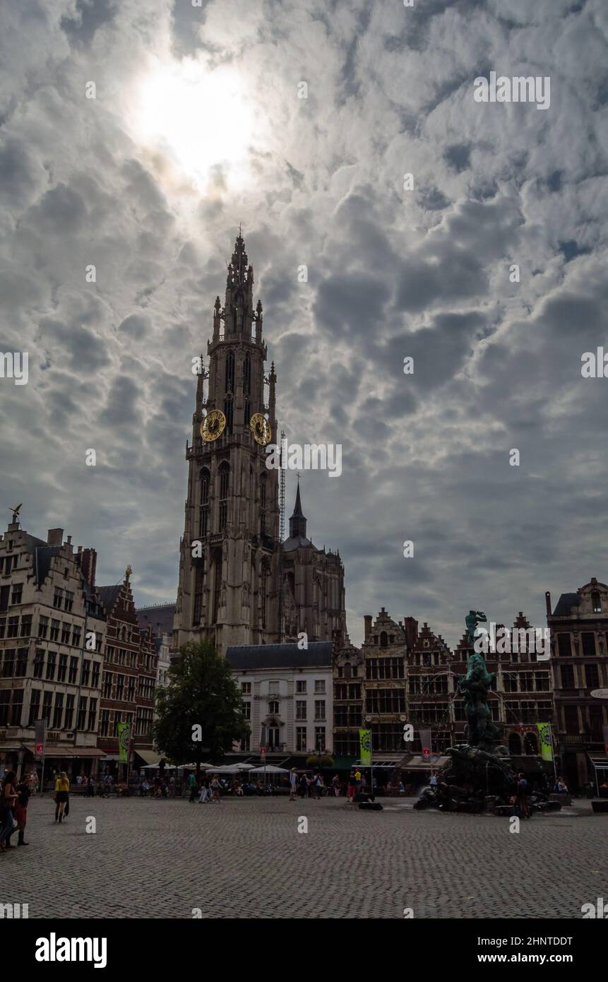 ANVERS, BELGIQUE - 22 AOÛT 2013 : scène urbaine à Anvers, Flandre, Belgique Banque D'Images
