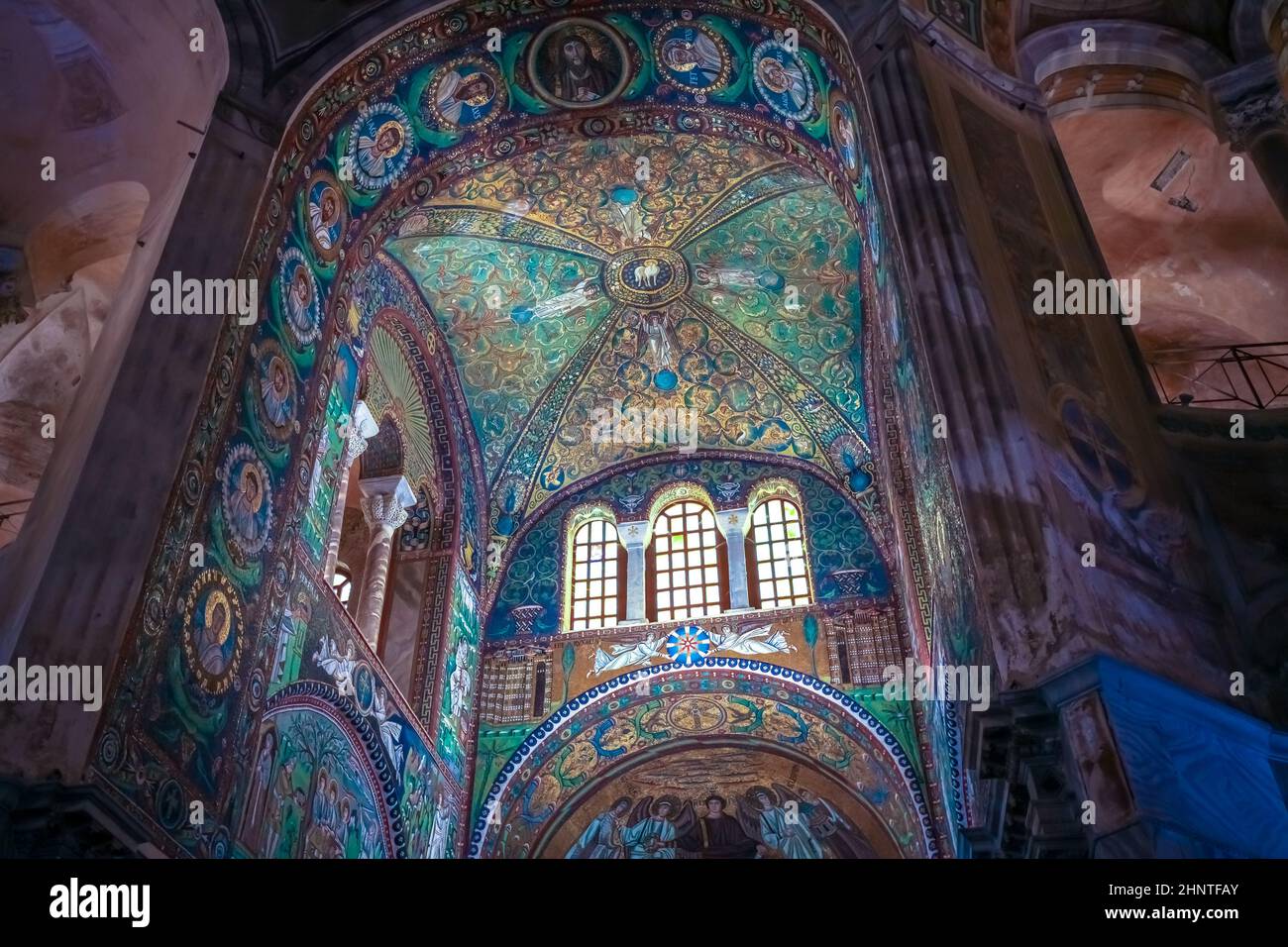 Mosaïque byzantine historique à la basilique Saint-vitale, Ravenne, Italie Banque D'Images
