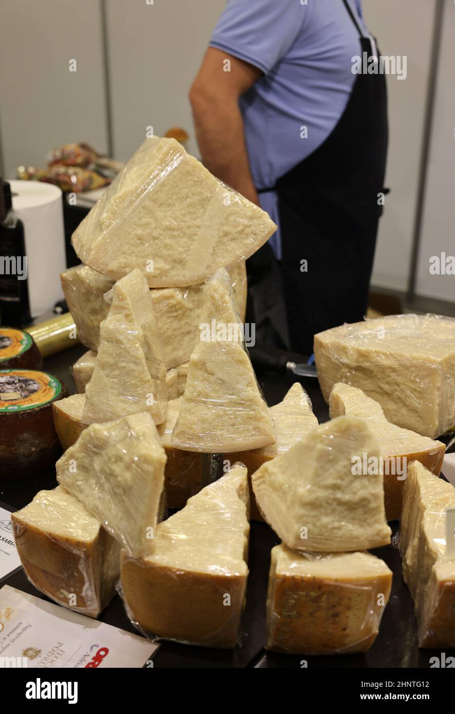 Fromage Parmigiano Reggiano à Enoexpo et Gastrofood - salon de la nourriture et des boissons pour la restauration Banque D'Images