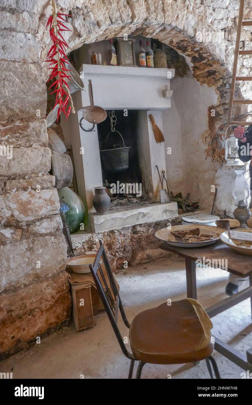 Intérieur d'un ancien trulli d'Alberobello, Italie Banque D'Images
