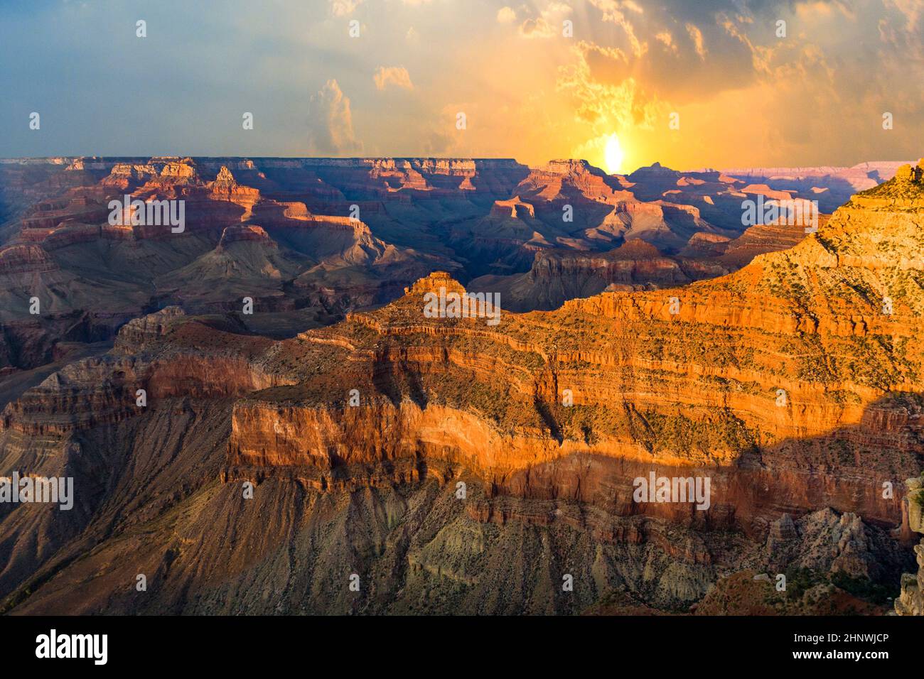 Grand Canyon au coucher du soleil au point Mathers light Banque D'Images