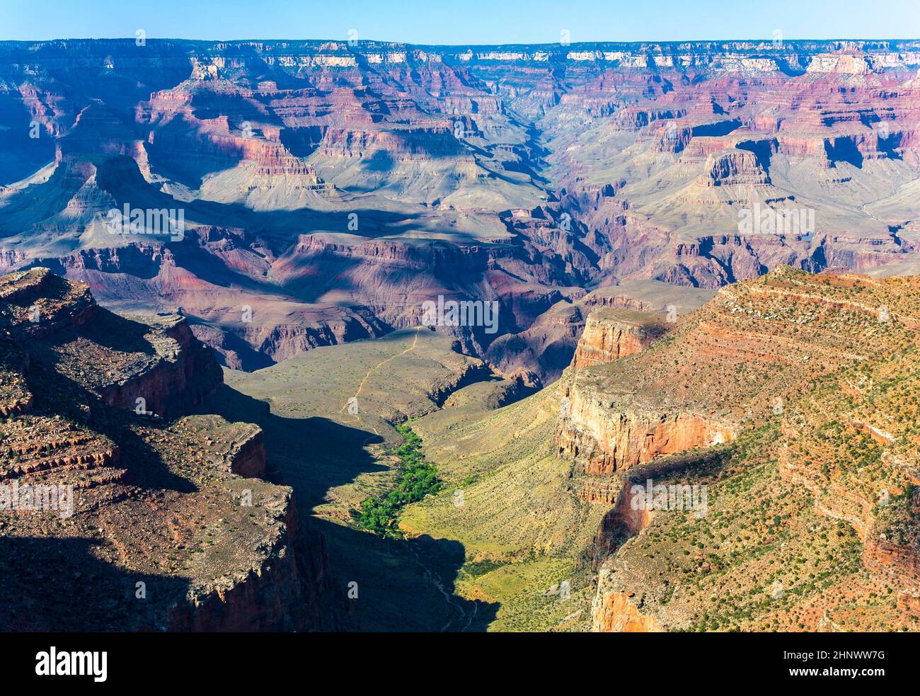 Vue sur le Grand Canyon depuis le Grand Canyon Village Banque D'Images