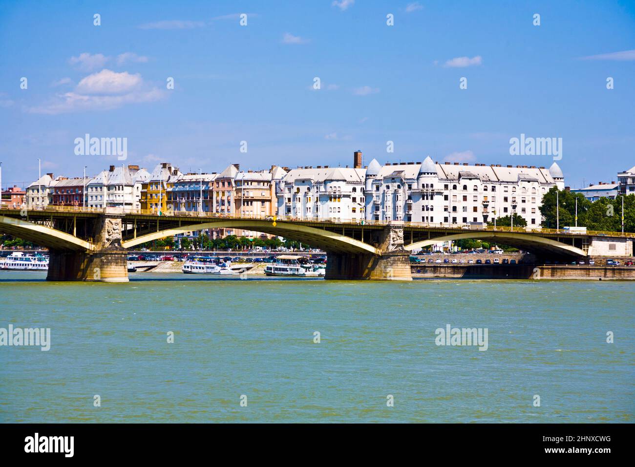 Pont Margrit hid à Budapest sur le Danube. Banque D'Images