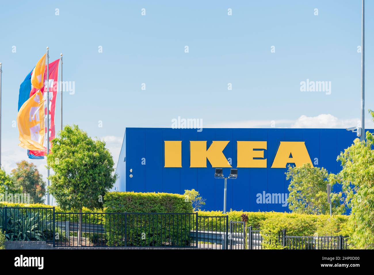 La marque IKEA en jaune sur fond bleu reflétant son héritage suédois, à l'extérieur de son magasin à Marden Park, Sydney, Australie Banque D'Images