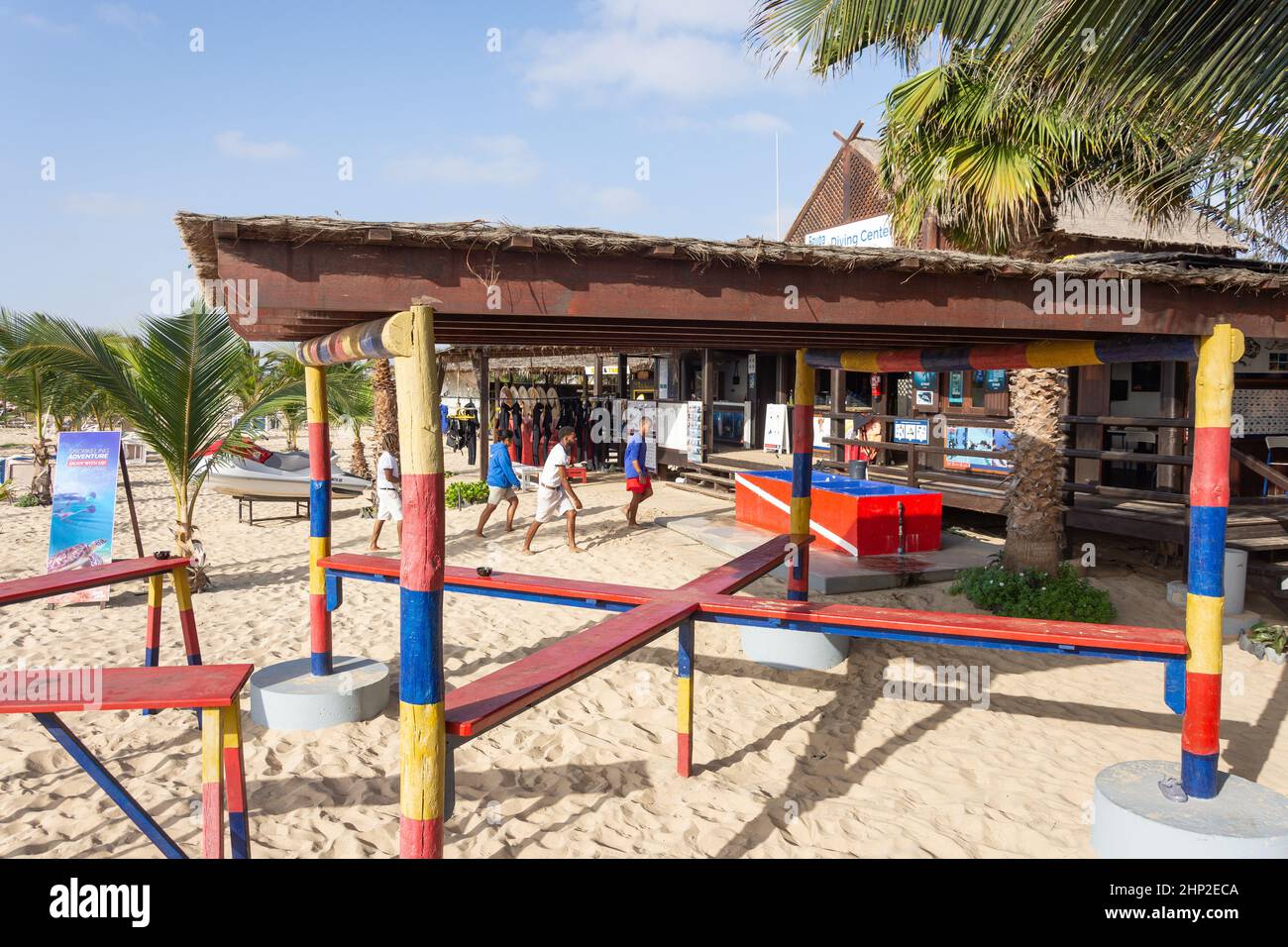 Bar de plage et centre de plongée sous-marine, Hôtel Rui Funana, Santa Maria, Sal, República de Cabo (Cap-Vert) Banque D'Images