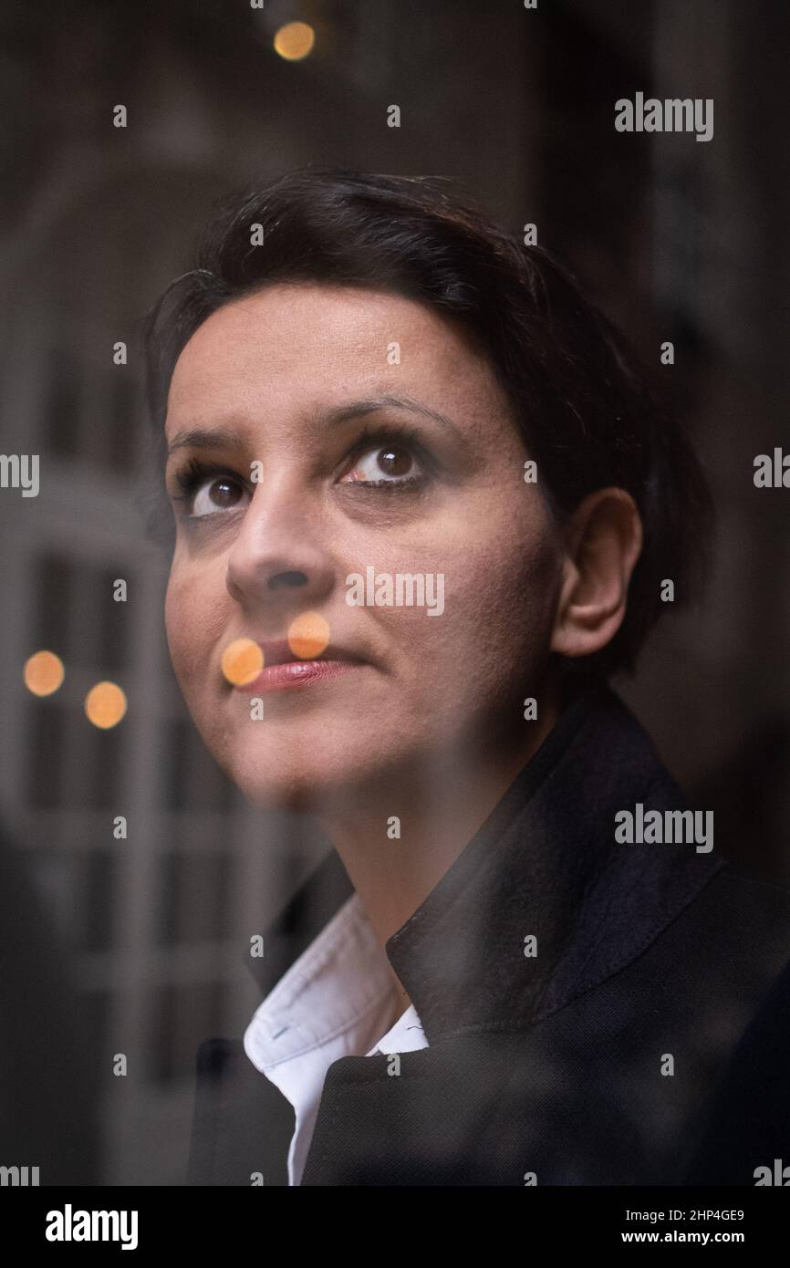 Portrait de Najat Vallaud Belkacem, ancien juriste français et politicien du Parti socialiste qui a été la première femme française à servir de ministre de l'éducation, de l'enseignement supérieur et de la recherche dans les gouvernements des premiers ministres successifs Manuel Valls et Bernard Cazeneuve de 2014 à 2017. France. Banque D'Images