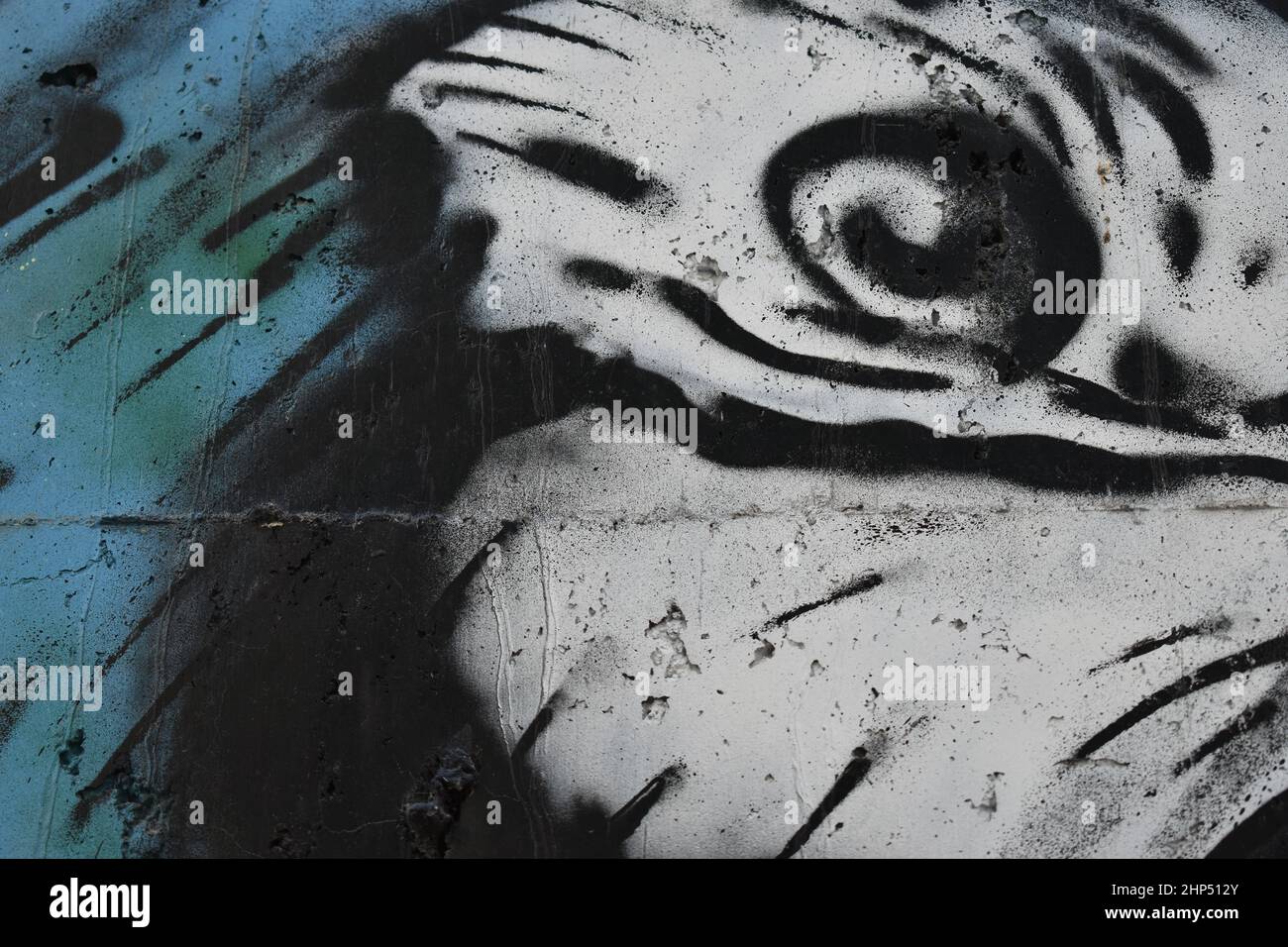 Bird's Eye - gros plan des graffitis sur un mur en béton Banque D'Images