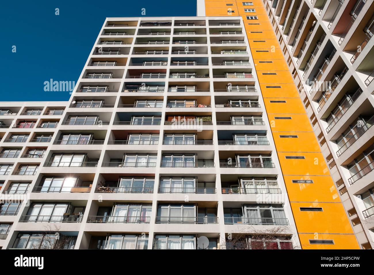 immeuble d'appartements façade , immobilier résidentiel   Banque D'Images