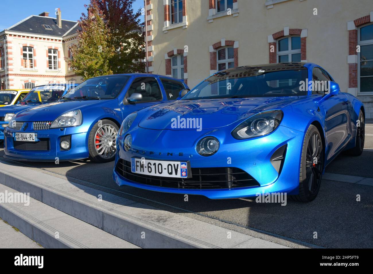 SEPTEMBRE 2021 - MELUN - FRANCE: Vue sur la Renault Alpine qui est une marque française célèbre de voiture de sport Banque D'Images