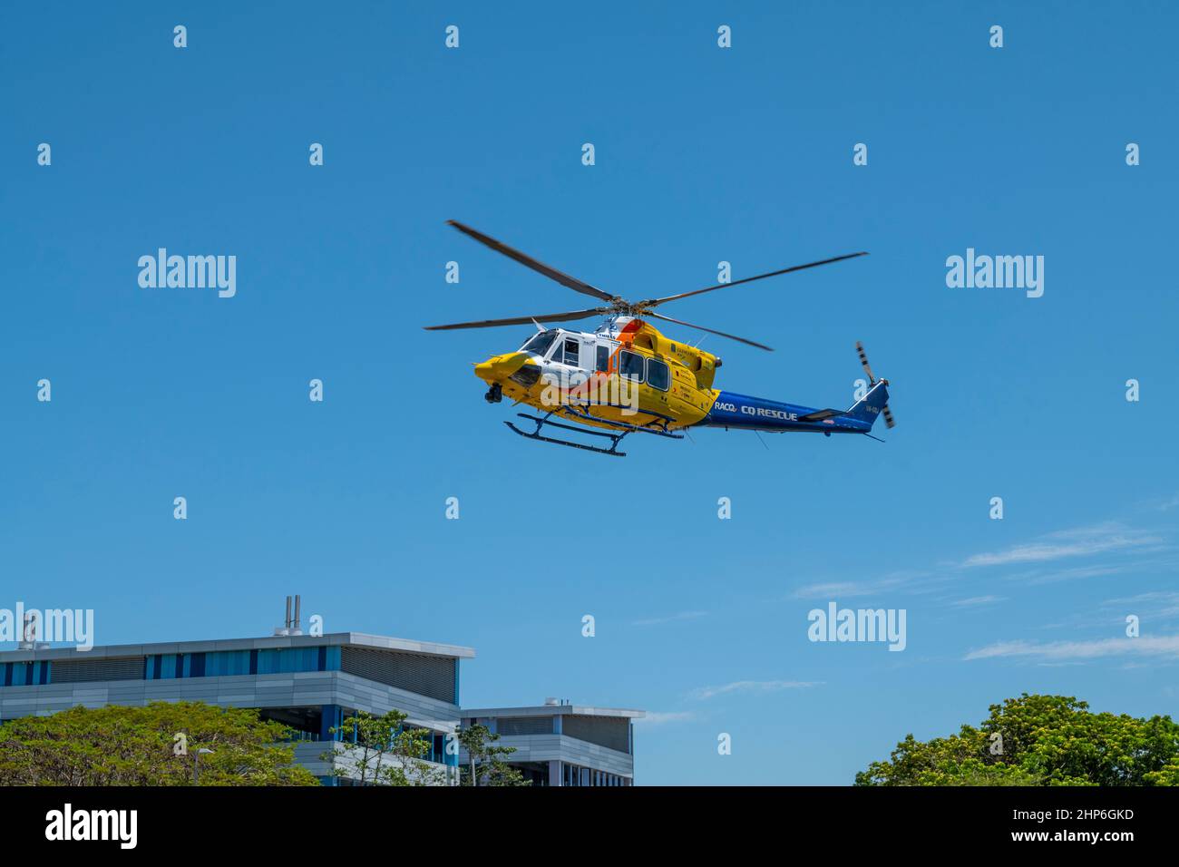 L'hélicoptère de sauvetage RACQ CQ prend son départ de l'hôpital de la base de Mackay Banque D'Images