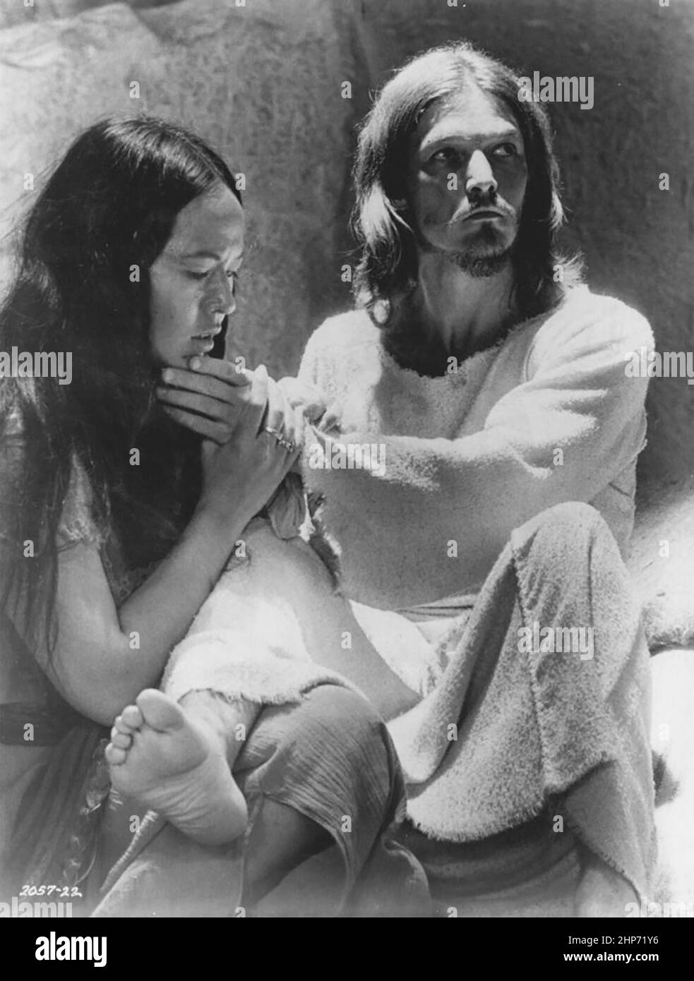 Photo publicitaire des artistes américains Yvonne Elliman et Ted Neeley faisant la promotion de leurs rôles dans le long métrage de 1973 Jesus Christ Superstar Banque D'Images