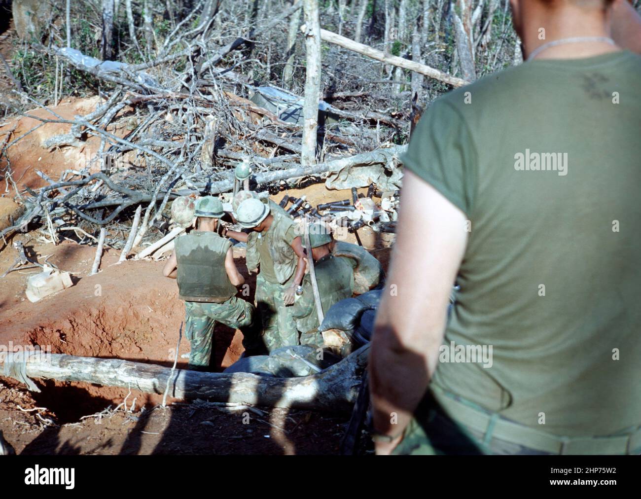 Photos de l'époque de la guerre du Vietnam : Marines des États-Unis - opération Oklahoma Hills, avril 1969 - photo PD reproduite avec l'aimable autorisation de l'USMC Banque D'Images