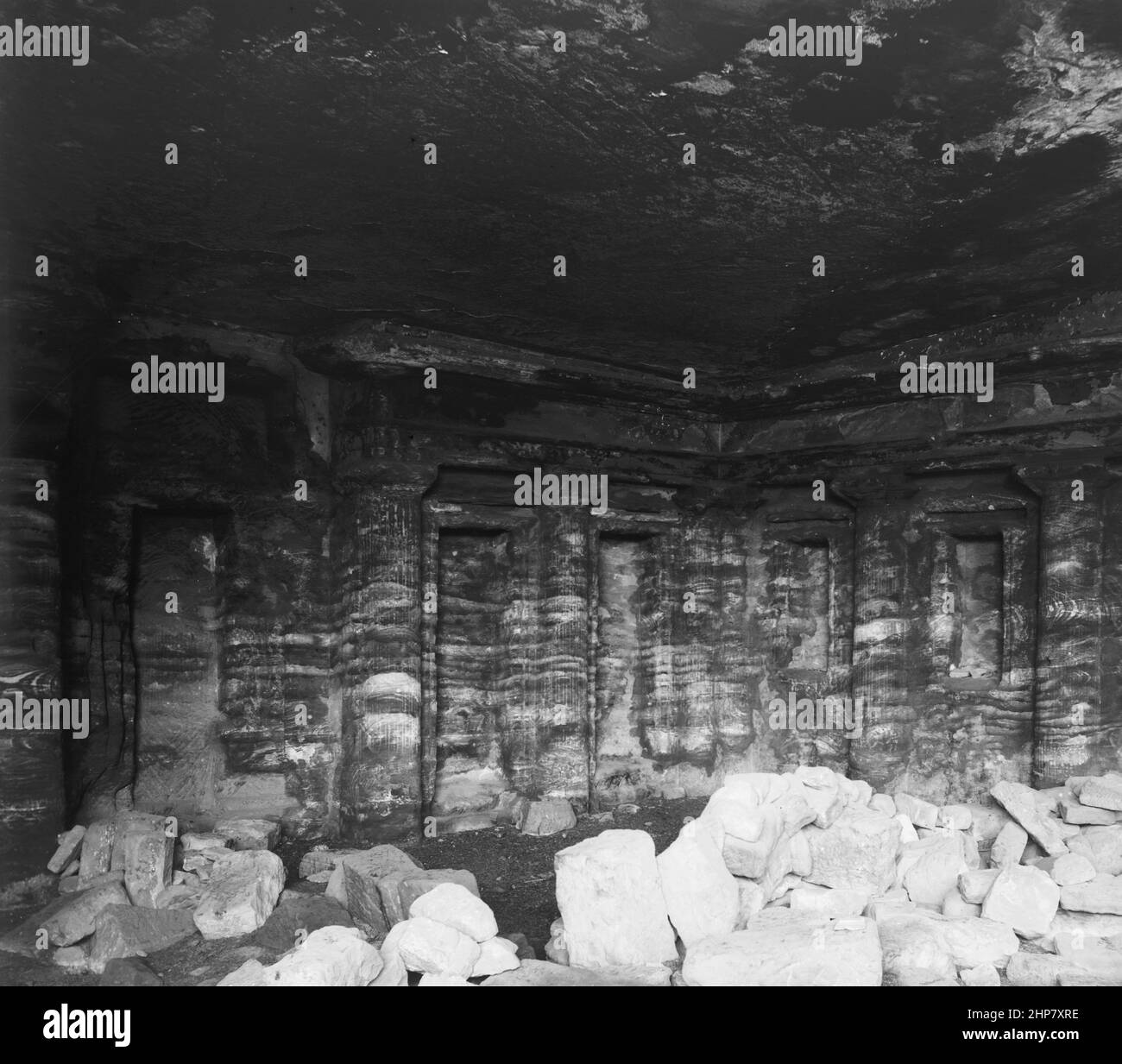 Histoire du Moyen-Orient : Pétra. Intérieur de la tombe d'Aaron lieu: Jordan--Petra (ville éteinte) environ entre 1898 et 1914 Banque D'Images