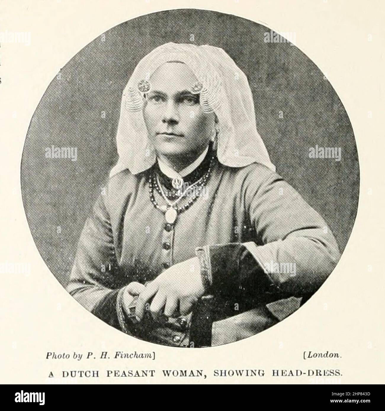 Une paysanne hollandaise, montrant la tête-robe du livre les races vivantes de l'humanité; Volume 2 par Henry Neville Hutchinson, publié à Londres en 1901 par Hutchinson & co Banque D'Images