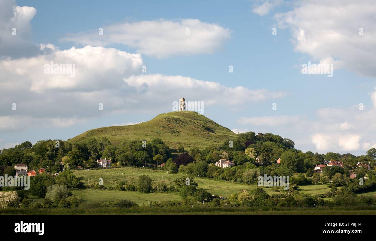 Glastonbury Tor vue sur le paysage jour d'été Banque D'Images