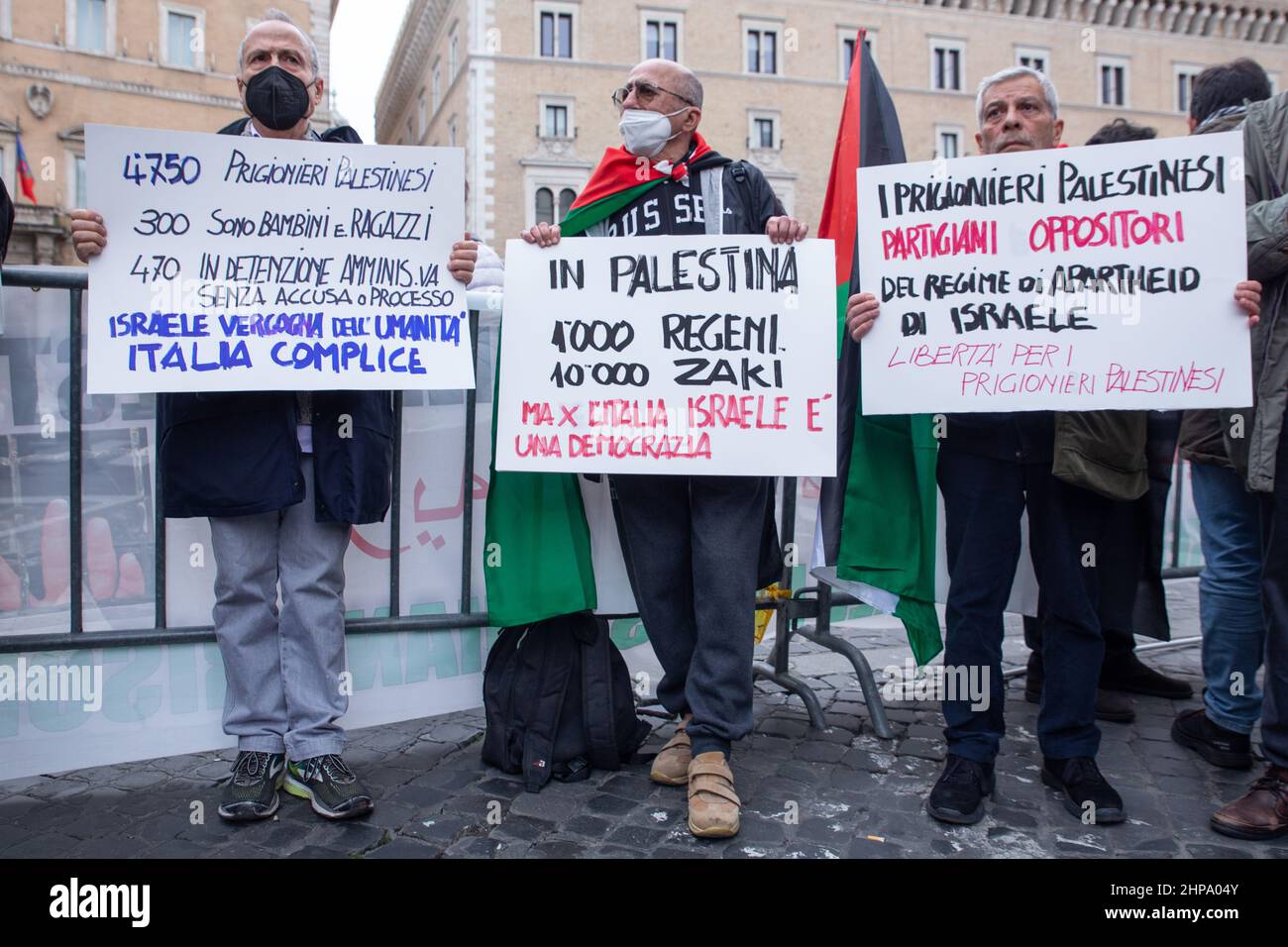 Rome, Italie. 19th févr. 2022. Manifestation organisée par la Communauté palestinienne de Rome et du Latium pour demander la libération de tous les prisonniers politiques palestiniens qui sont actuellement dans les prisons israéliennes. (Photo de Matteo Nardone/Pacific Press/Sipa USA) crédit: SIPA USA/Alay Live News Banque D'Images