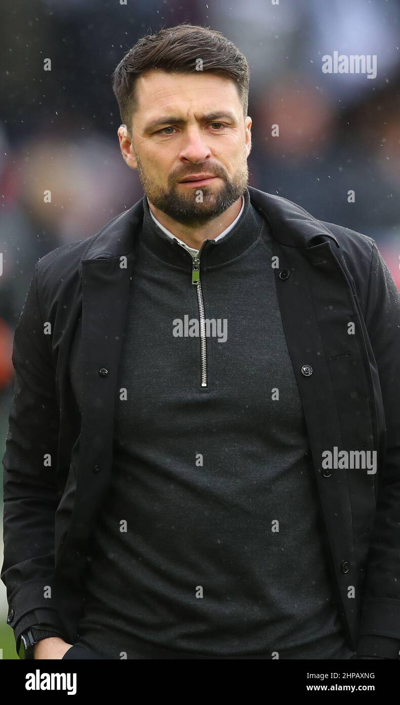 Sheffield, Angleterre, le 19th février 2022. Russell Martin, directeur de Swansea City, lors du match de championnat Sky Bet à Bramall Lane, Sheffield. Le crédit photo devrait se lire: Simon Bellis / Sportimage Banque D'Images