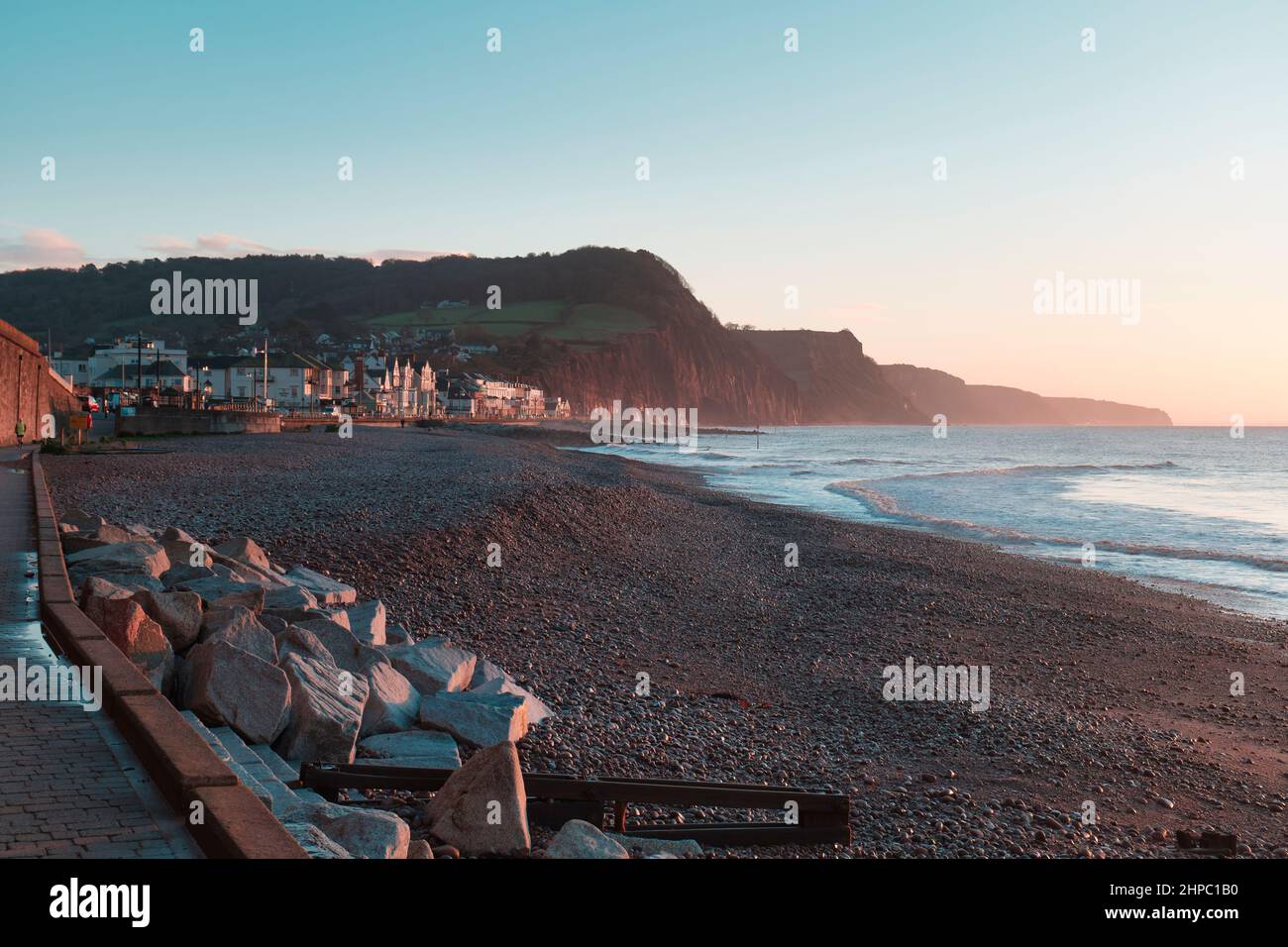 Front de mer, vers l'est, Sidmouth, Devon Banque D'Images