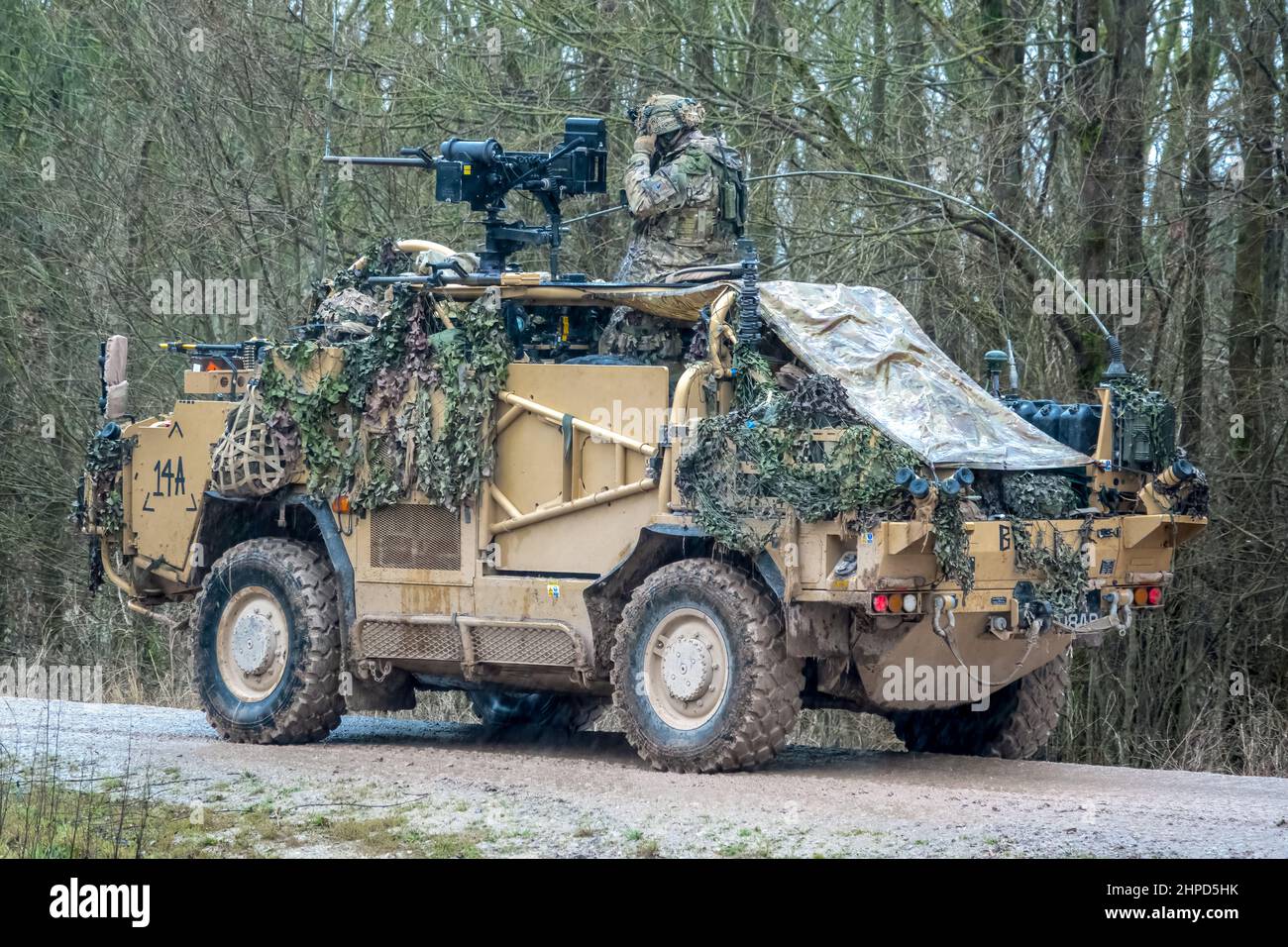 L'armée britannique Supacan Jackal 4x4 d'assaut rapide, de soutien au feu et de véhicules de reconnaissance lors d'un exercice militaire d'entraînement de combat, Wiltshire Royaume-Uni Banque D'Images