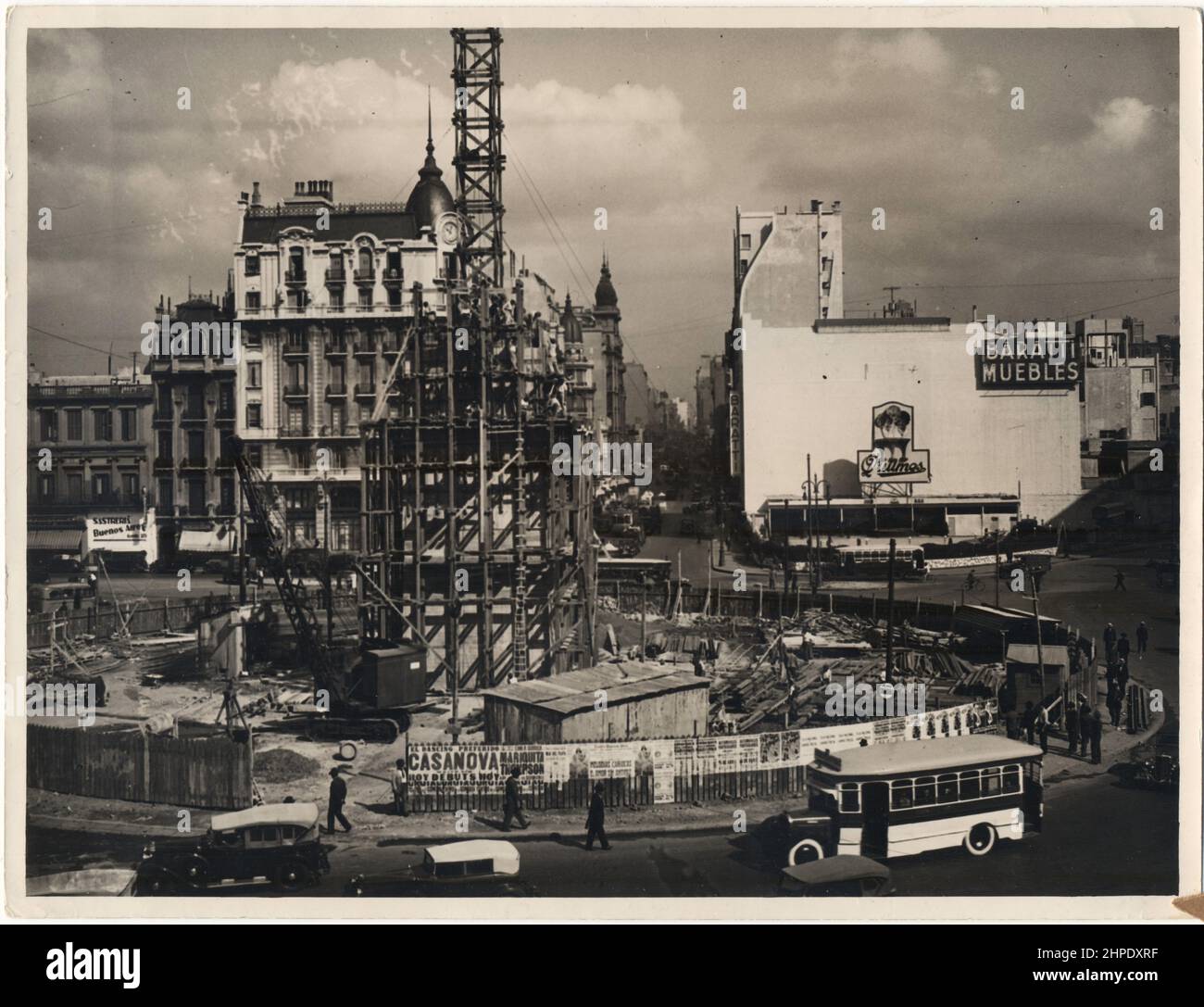 Travaux pour la construction de l'avenue 9 de Julio à Buenos Aires, Argentine. Année : 1936 Banque D'Images