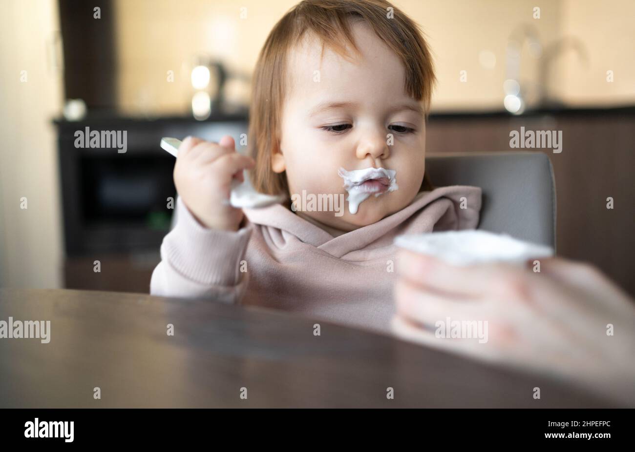 Yaourt Pour Bebes Banque D Image Et Photos Alamy