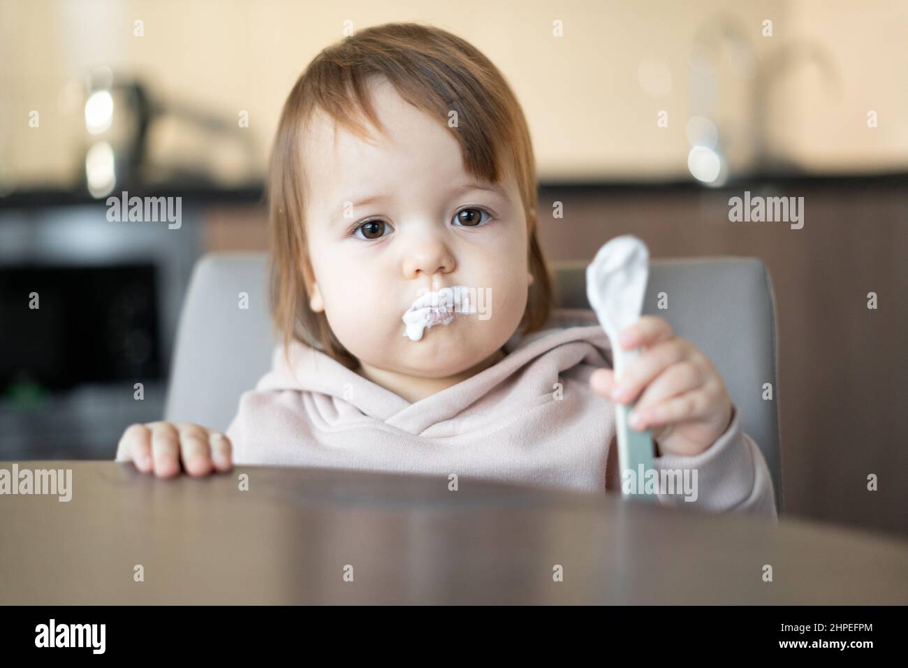 Yaourt Pour Bebes Banque D Image Et Photos Alamy