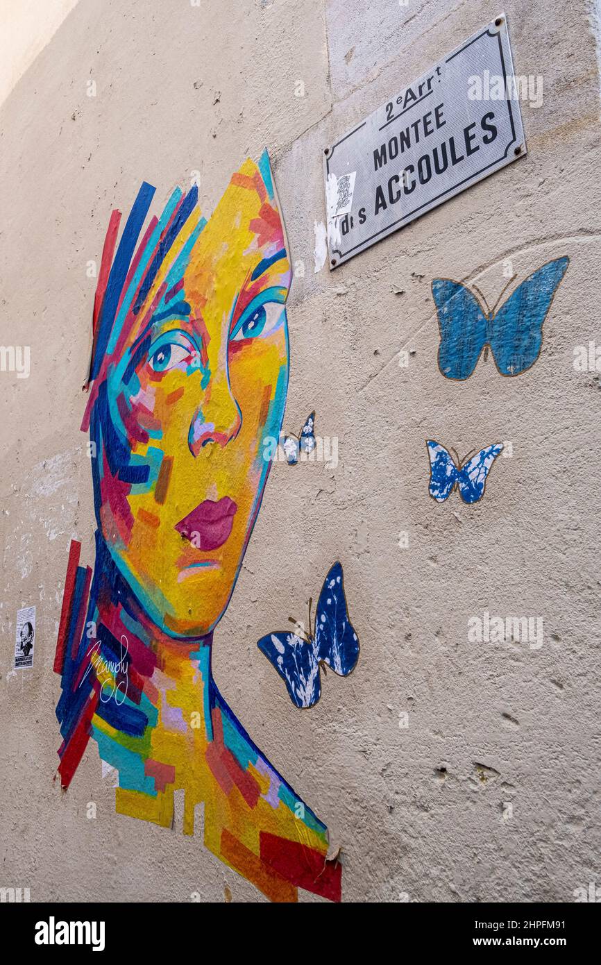 Graffiti dans les rues du Panier Marseille France Banque D'Images