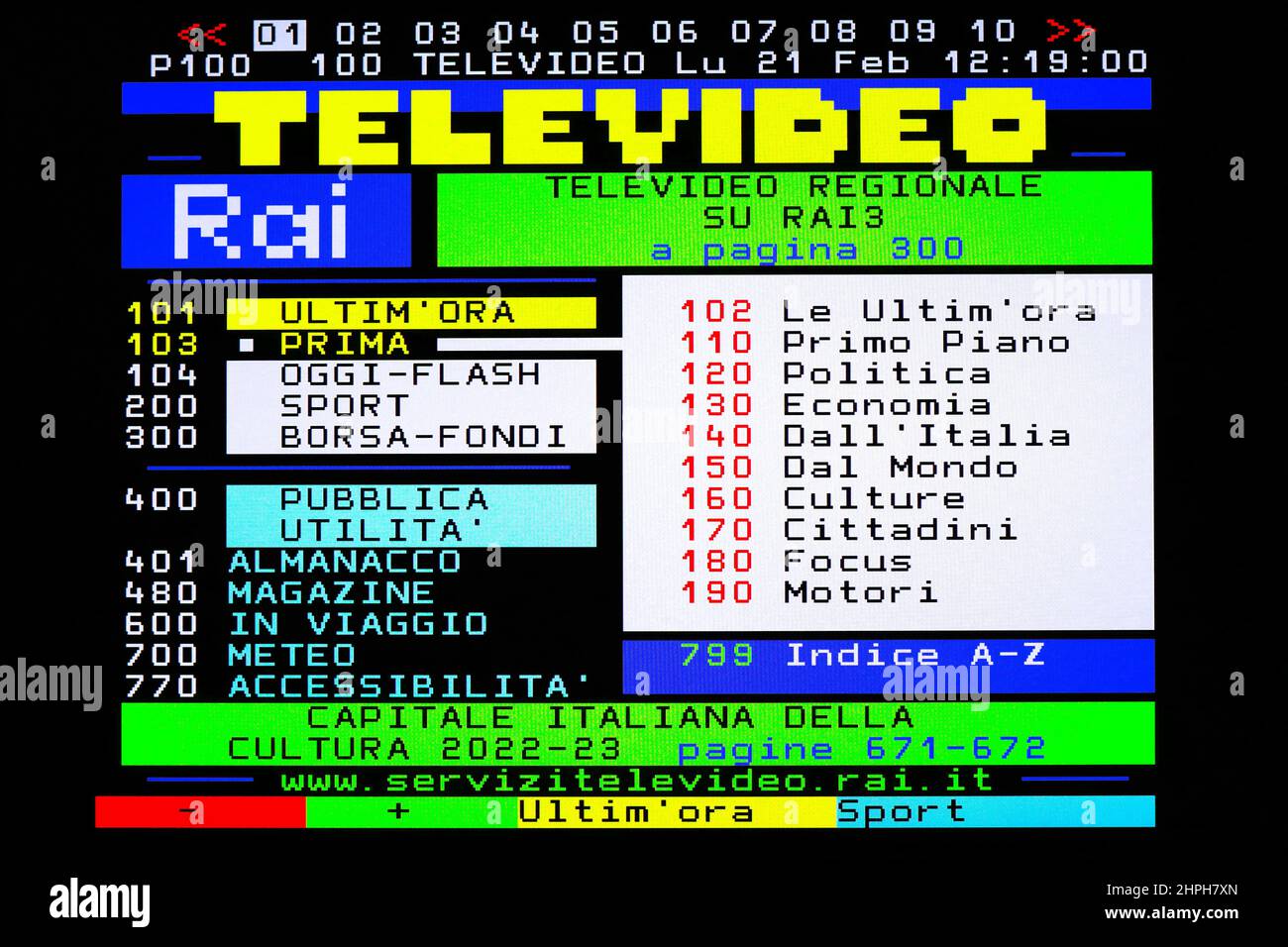 PAGE d'index TÉLÉTEXTE de Televideo RAI, émission publique italienne. Photo originale avec écran graphique simple d'une couleur de téléviseur vintage Banque D'Images