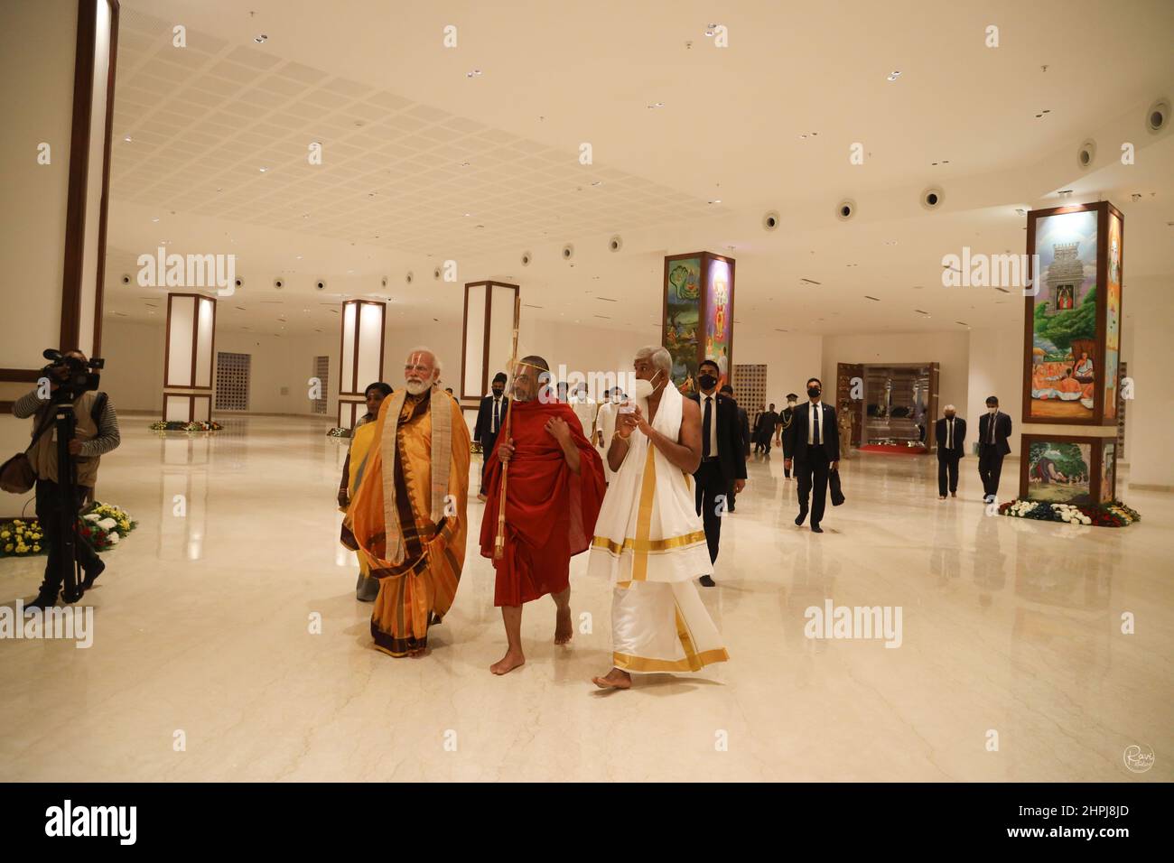 Ramanuja Statue of Egalité Dedicace, Chinna Jeeyar Swamy avec Narendra Modi, Hyderabad, Telengana, Inde Banque D'Images